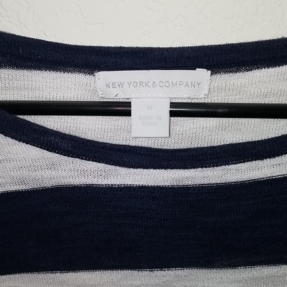 Sweater - Picture 3 of 3